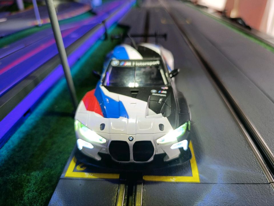 Carrera Digital 124 BMW M4 GT3